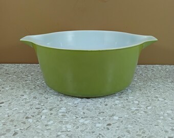 Pyrex Verde Green 2.5 Qt. Casserole 475-B, 2 1/2 Quart Cinderella Baking Dish No Lid, Goes with Spring Blossom