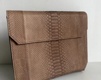 Men’s Python Leather Clutch, Genuine Snakeskin Document Bag, Luxury Leather Portfolio, Premium Handmade Envelope Clutch for Men