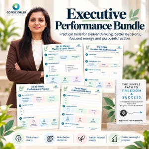 Op de afbeelding: Executive Performance Bundle met vier gedrukte planningsbladen getiteld The 30-Minute Mental Clarity Reset, The 5-Step Decision-Making Framework, The 12-Week Performance Planner en The 10-Minute Daily Bandwidth Reset, plus een boek getiteld The Simple Path to Freedom & Success.