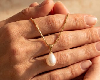 Sterling Silver Teardrop Pearl Necklace, Dainty Gold Plated Pendant, Minimalist Bridal Gift