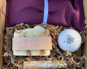 Organic Spa Gift Set: Soap, Bath Bomb, Eye Pillow