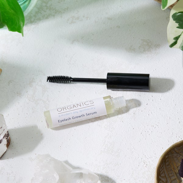 Eyelash Growth Serum Organic / Grow your lashes long naturally / Long Lashes / Eyelash Serum / Lash Growth