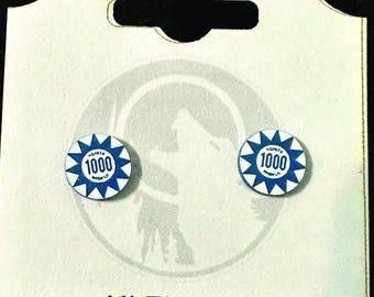 Handgemaakte flipperkast pop bumper cap oorbellen (vernikkelde studs en vlinderruggen)