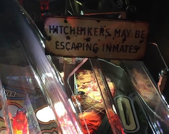 Hitchhiker Sign MOD para la máquina de pinball The Walking Dead de Stern