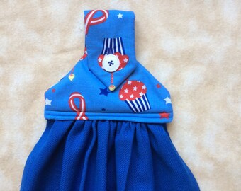 Hanging Kitchen Towel Cupcakes Patriotic