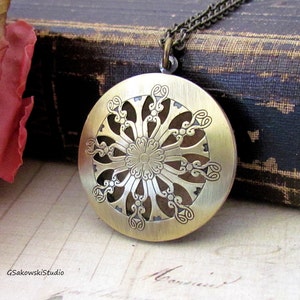 Essential Oil Diffuser Locket, Antique Brass Aromatherapy Locket Necklace, Essential Oil  Antique Brass Filigree Locket Necklace
