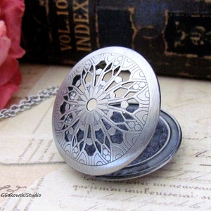 Essential Oil Diffuser Locket,  Antique Silver Aromatherapy Locket Necklace, Essential Oil  Antique Silver Filigree Brass Locket Necklace