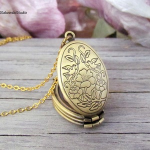 Folding Locket Necklace, Antique Gold Four Pictures Locket Necklace, Oval Family Photo Album Layering Long Locket Necklace