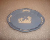 Vintage Wedgewood Jasperware Cameo Blue And White Trinket Dish Made In England 4 1 2 quot long