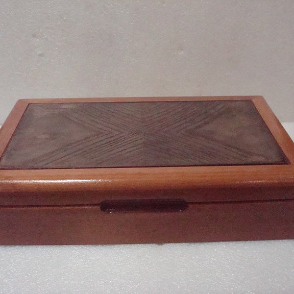 Vintage Hardwood MELE Jewelry Box / Storage Box / Desk Box 12 3/8" long