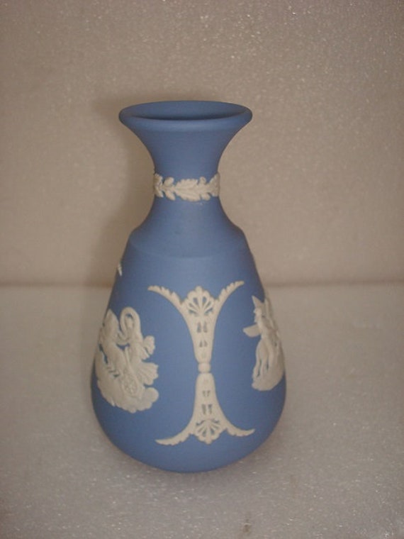 Shabby Cottage Vintage Wedgewood Blue Jasper Vase Blue White