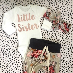 Newborn Girl coming Home Outfit / rose gold baby girl take home outfit, Newborn Floral Outfit, preemie girls coming home outfit, newborn set