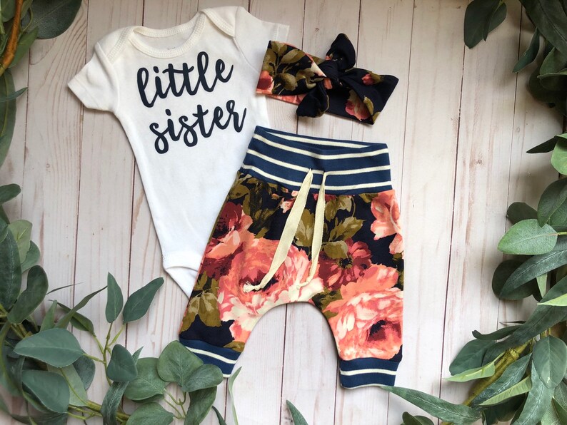 Little Sister Newborn Take Home Outfit Newborn Girl coming Home Outfit Newborn Baby Bonnet Floral Baby Bonnet Personalized Newborn Set
