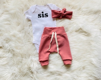 Little Sister Outfit, Newborn Girl Take Home Outfit, Pink Newborn Girl coming Home Outfit, Newborn Pink Outfit // Preemie Clothing Set /