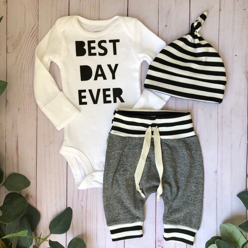 Newborn Boy Coming Home Outfit Grey and Striped Newborn Boy - Etsy