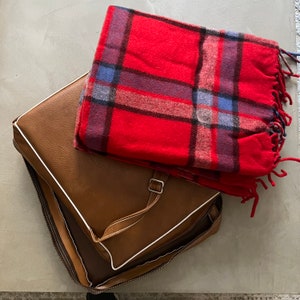 Vintage Red & Blue Plaid Wool Blanket Faribo Fluff Loomed 100% Wool Throw Lap Picnic Afghan Retro Blanket Original Carry Case 65” x 52”