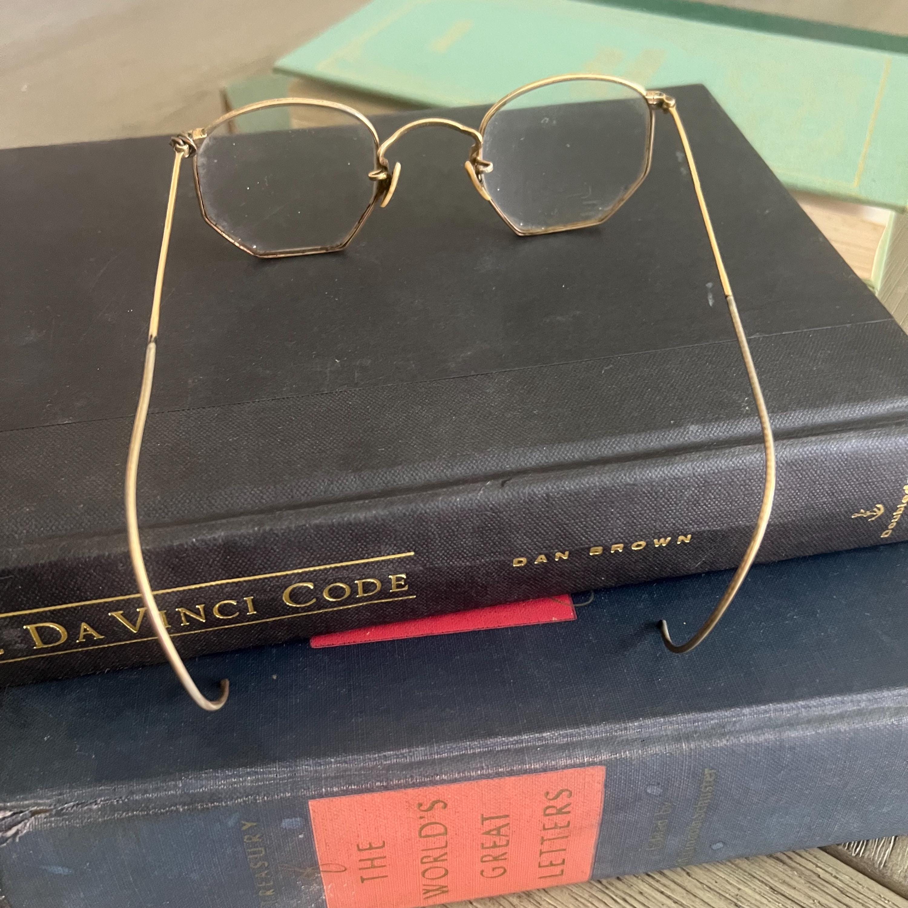Vintage Gold Filled Wire Frame‎ Glasses with Original Case and Paper Signed Vintage Gold Filled Wire Rimmed Eye Glasses, 1930s, With  main image 4