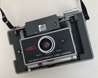 ヴィンテージ ポラロイド 440 ランドカメラ：1960年代のレトロ