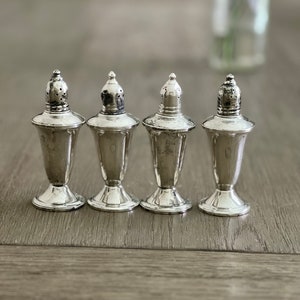 Sterling Silver Salt and Pepper Shakers 2 Identical Pairs 4 Piece Vintage Silver Wedding Gifts Exquisite Dining Table Decor Sterling Silver