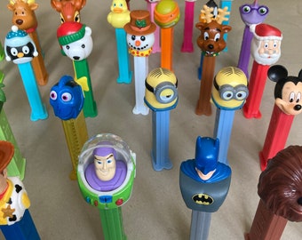 ヴィンテージ PEZ ディスペンサー：アソートキャラクターコレクション