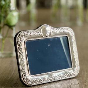 Vintage Sterling Silver 7x5 Inch Picture Frame for 5”x3.5” Photo Collectible Sterling Carved Ornate Photo Frame Wedding Gifts Lion Hallmark