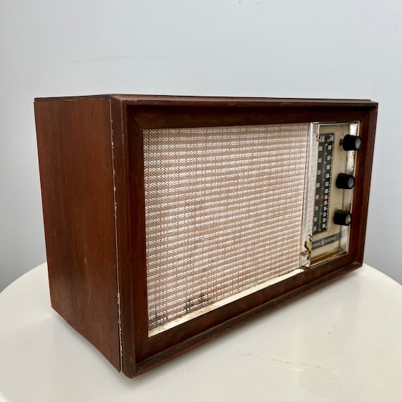 ヴィンテージ ゼネラルエレクトリック ラジオ AM FM ステレオ ヴィンテージ ゼネラルエレクトリック ラジオ AM FM ステレオ