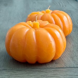 Pumpkin Candles Orange Pumpkin Shaped Large 6”x 3”Candles Set of 2 Thanksgiving Table Fall Halloween Decor Pumpkin UNUSED Wax Candles