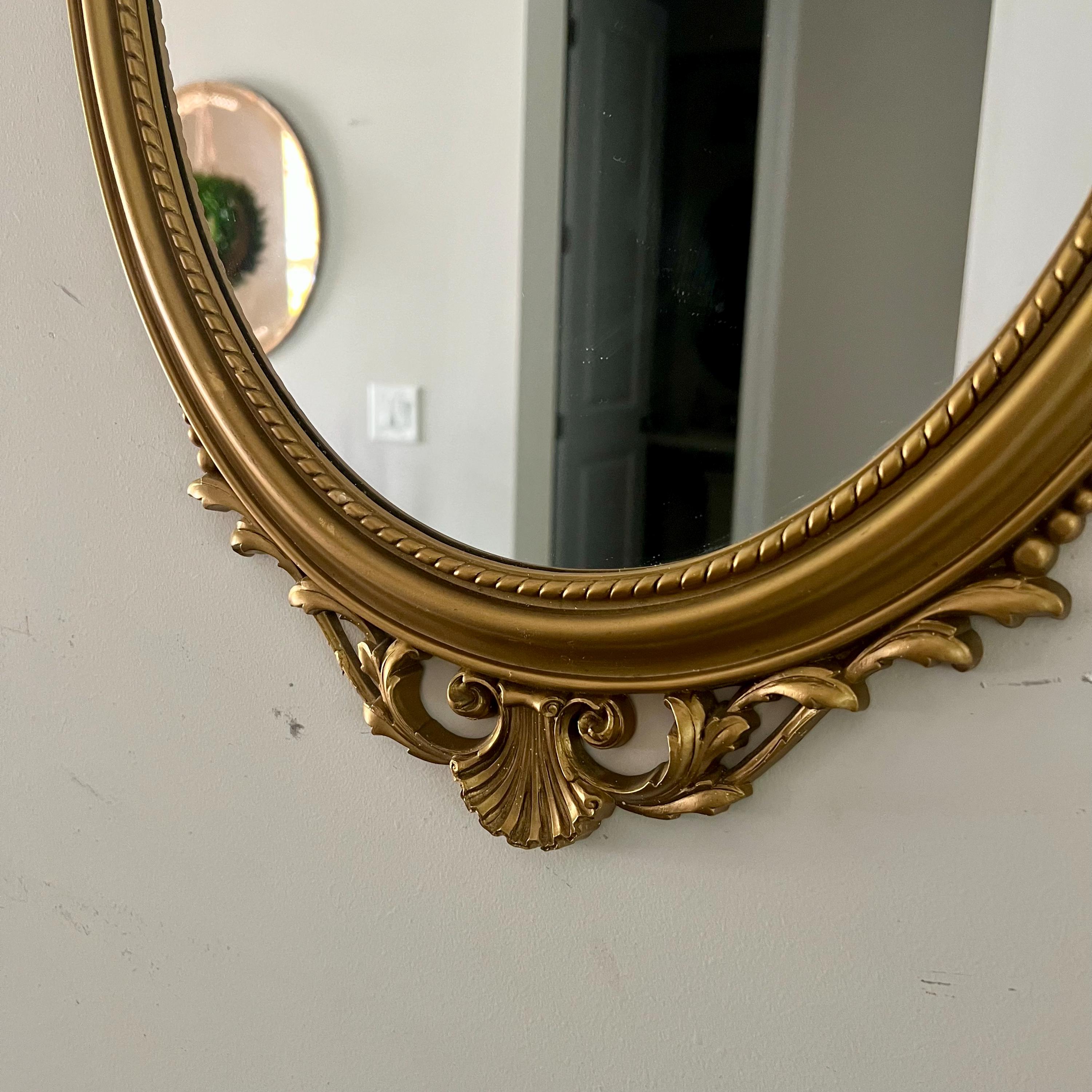 ヴィンテージオーバルゴールドギルトミラー：ハリウッドリージェンシー