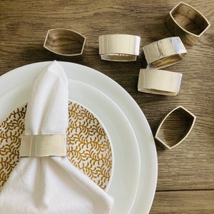Silver Plate Napkin Rings Set of 8 Vintage Napkin Holders Contemporary Pottery Barn Style Rehearsal Dinner Holiday Table Decor