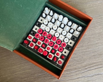 Vintage Mini Peg Board  Travel Pocket Chess & Checkers Set Made in England