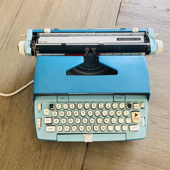 Smith Corona 'Electric' portable typewriter (1950s) - $650 - Antique  Typewriters