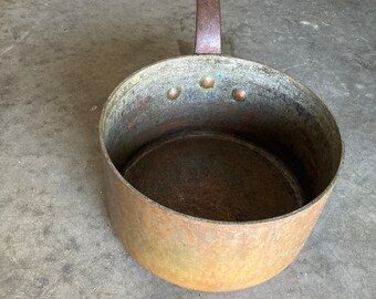 ヴィンテージ フレンチ銅製ソースパン：厚手の鋳鉄ハンドル - Etsy 日本