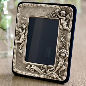 Vintage Sterling Silver Cherubs Repose 8.5” x7” Picture Frame for 5”x4” Photo Collectible Sterling Renaissance Frame Wedding Gift Marked 958