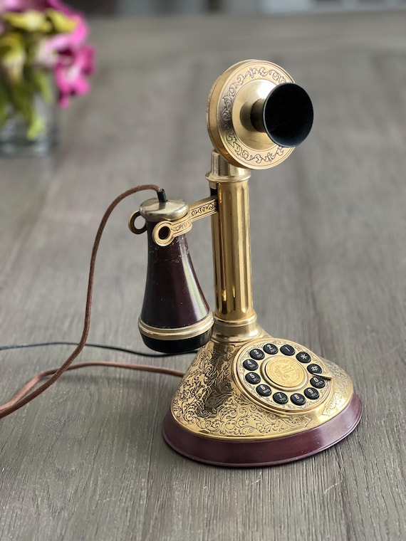 Vintage Franklin Mint Candlestick Phone: Alexander Graham Bell