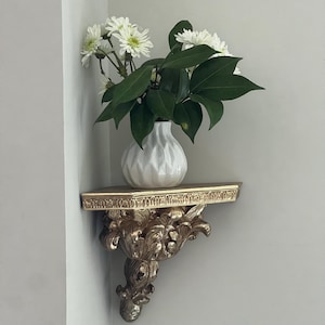 Vintage Corner Gold Wall Shelf Ornate Gold Gilt Florentine Shelf Art Nouveau Hollywood Regency Style Gold Home Decor Rare Wall Corner Shelf