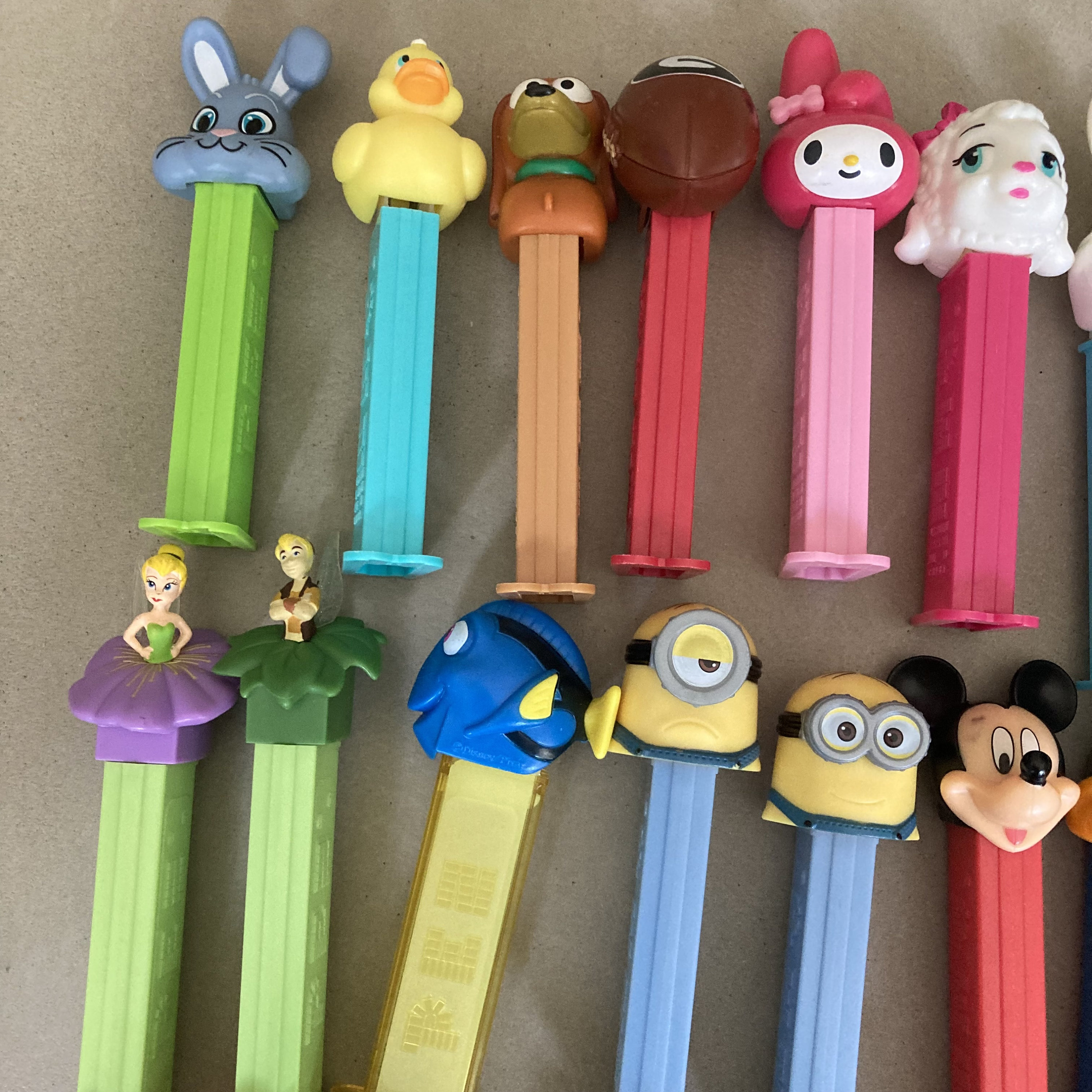 PEZ(ペッツ)ディスペンサー 4種セット PEZ/ペッツ・キャンディーディスペンサー「LOONEY TUNES