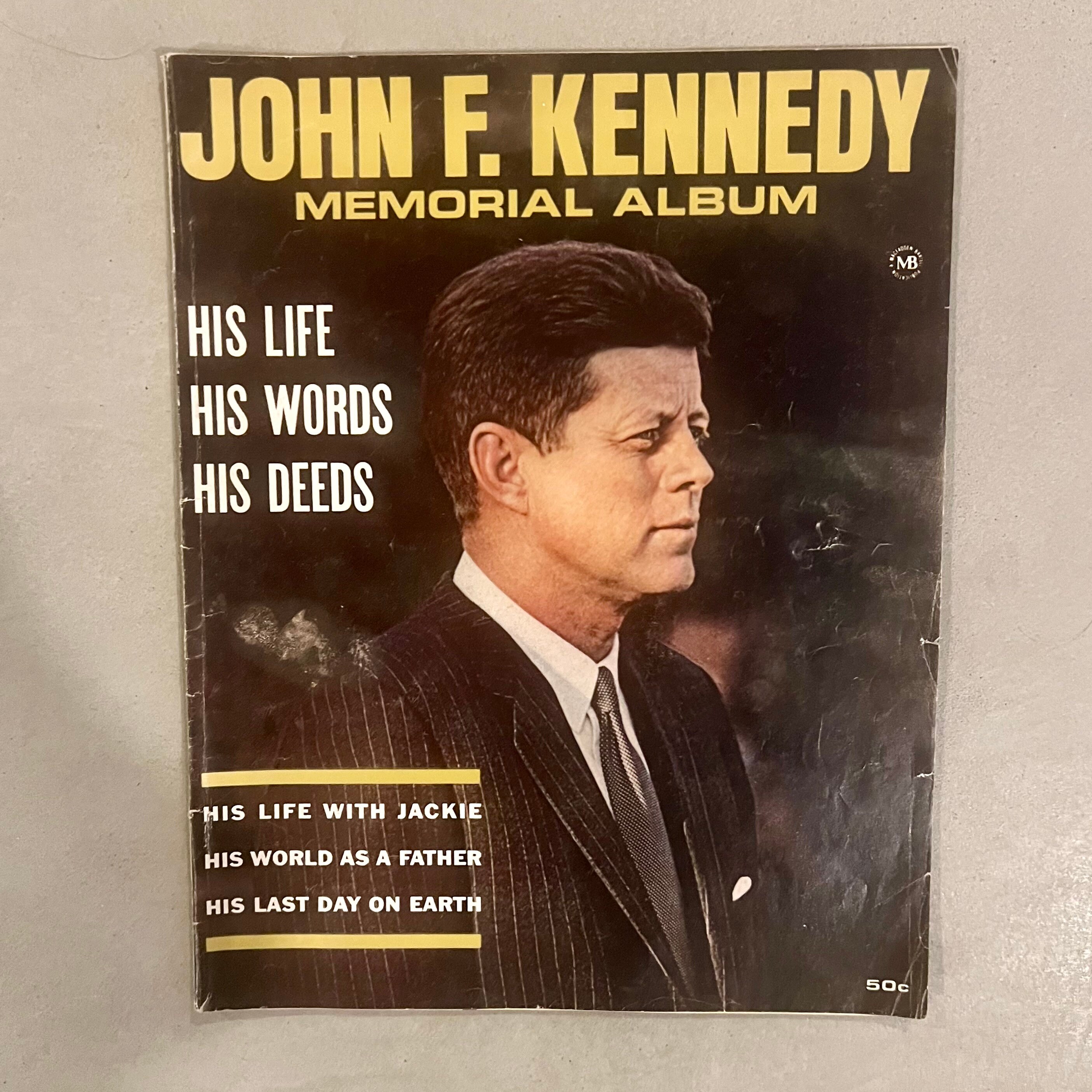 洋書ハードカバー LIFE Kennedy レアシングルレコード付き JFK & Jackie Kennedy Lot of 3 Magazines JFK Memorial Album by Al