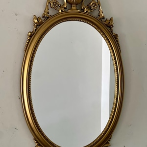 Vintage Dart Ornate Gold Gilt Mirror 31” Oval Framed Vintage Mirror Hard  Plastic Composite Frame Hollywood Regency Style 1960s Gold Mirror