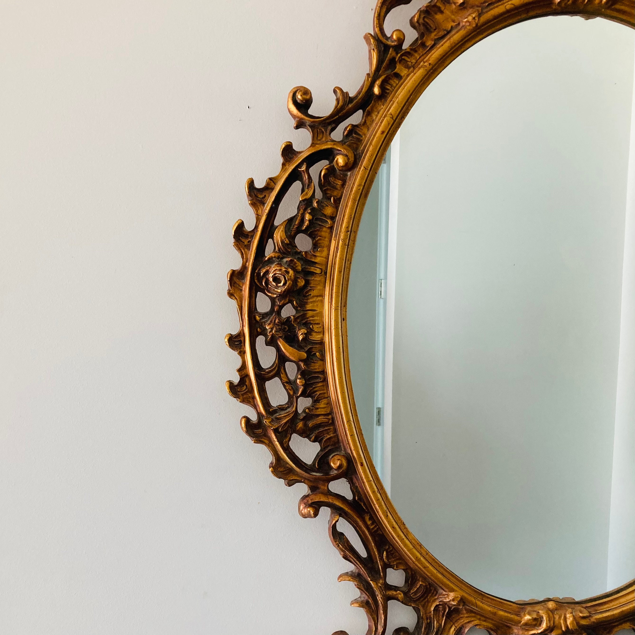 ヴィンテージゴールドギルトオーバルミラー：特大ビクトリアンスタイル