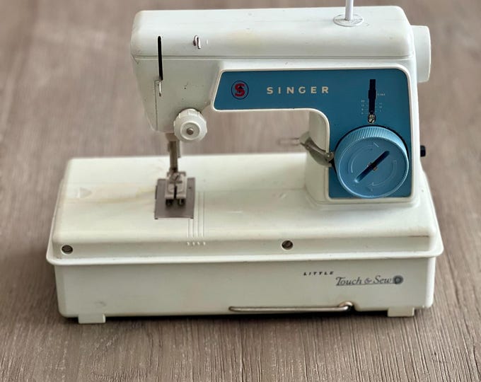 Small Singer Machine Vintage 1960s Singer Little Touch & Sew Sewing Machine Small Portable ...
