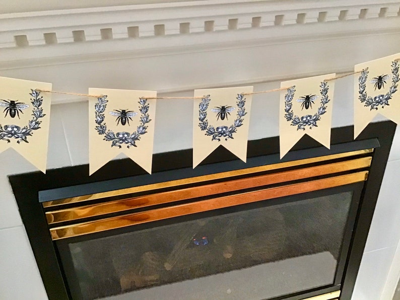 Vintage bee with laurel banner garland