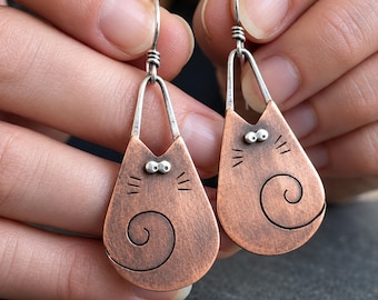 Pendientes de gato de plata de ley, pendientes colgantes de gato vintage para mujer, joyería bohemia de gato, regalo para amantes de los gatos, pendientes de gato hechos a mano