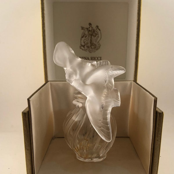 Vintage Nina Ricci  'L'air Du Temps'  Lalique Kissing Doves Bottle In Silk Presentation Box.