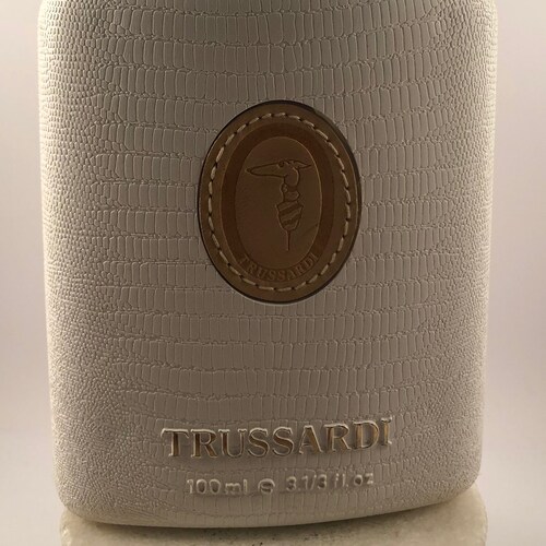 Vintage Trussardi Classic Eau De Toilette Splash 100 ml / 3 1/3 fl shops oz. First Version. Made in Italy. 88% Vol.