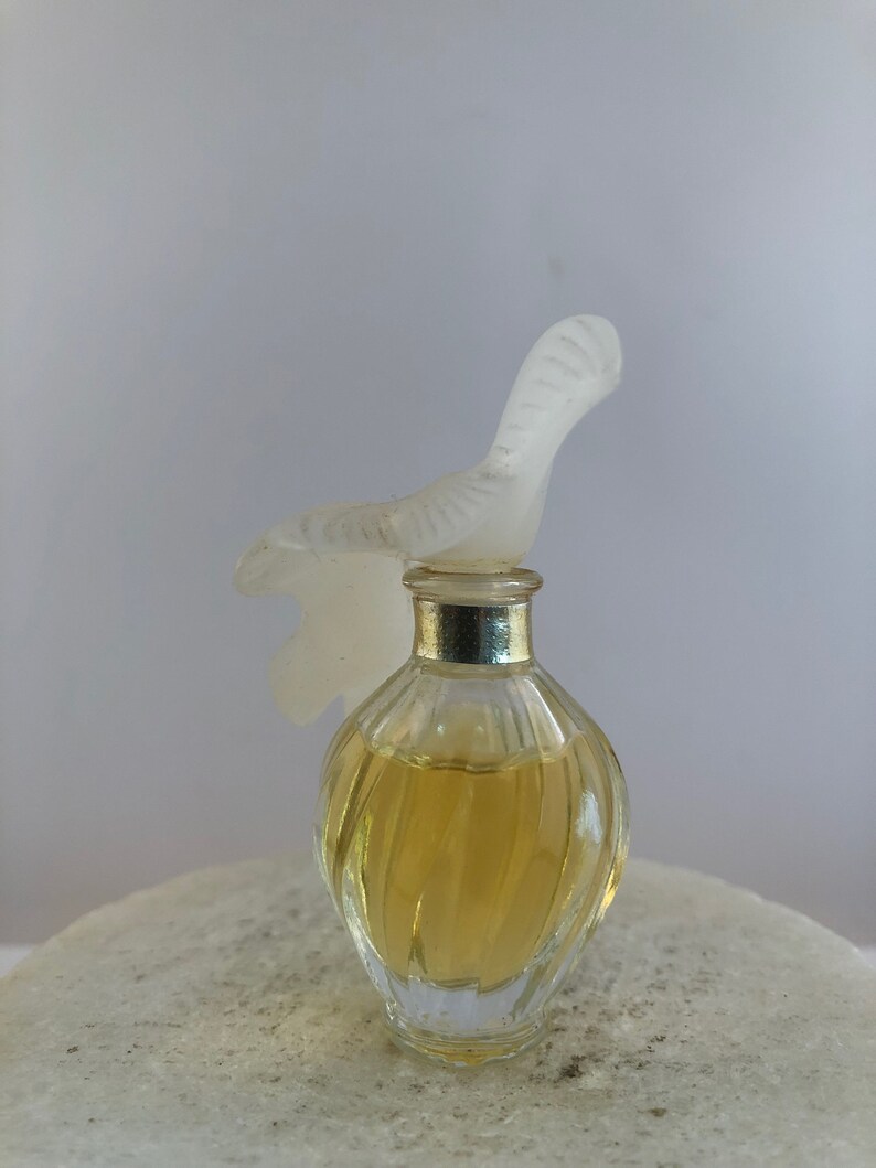 Vintage Nina Ricci L'air Du Temps Eau De Parfum 6 Ml. - Etsy