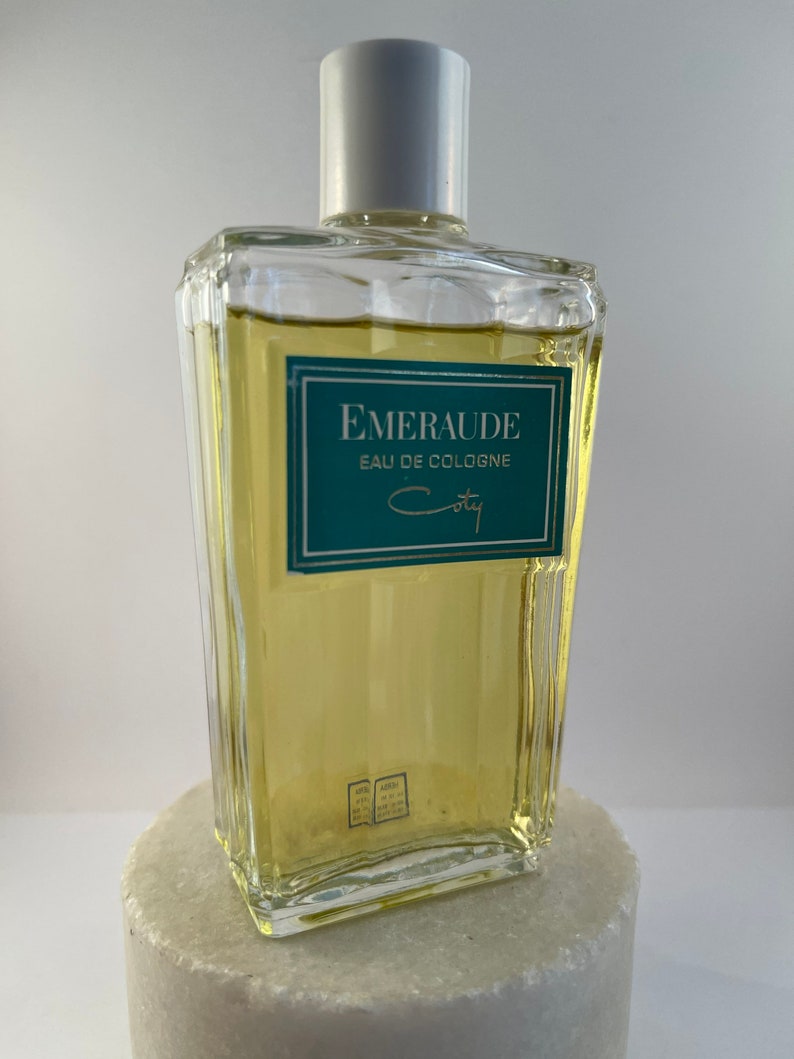 Vintage Coty EMERAUDE Eau De Cologne 110 ml-3.75 fl oz 85% Vol. Discontinued. Made in France. image 2