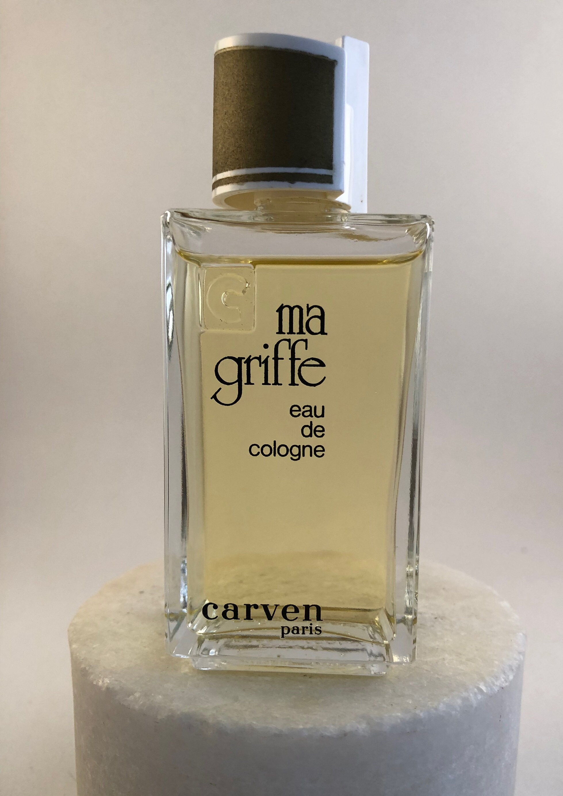 Vintage CARVEN Ma Griffe Eau De Cologne. 60 ml 2 fl oz Splash Vintage CARVEN Ma Griffe Eau De Cologne. 60 ml 2 fl oz Splash