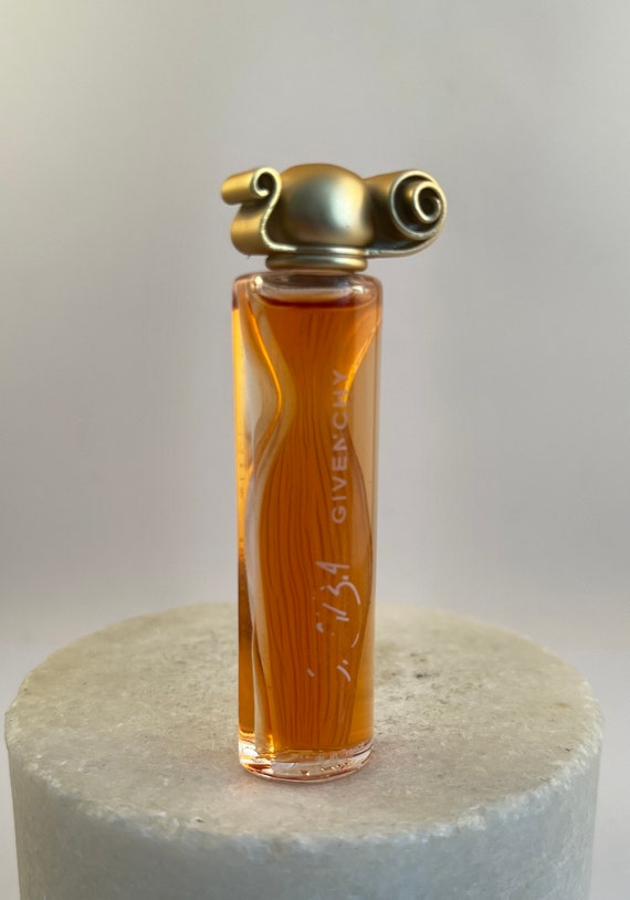 Perfume similar to givenchy organza hot sale