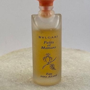 Vintage Bulgari Parfums Petits et Mamans Eau sans Alcool Alcohol Free Scented Water  5 ml Miniature Splash.  made in Italy.