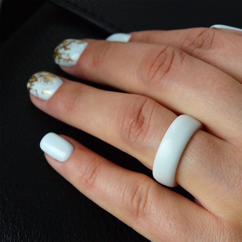 Light blue ring Size 3-13 US
